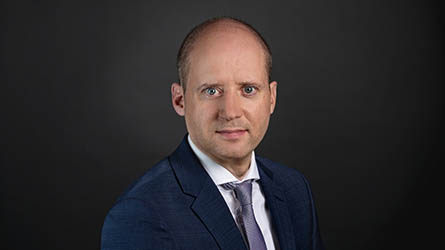 Official portrait of Daniel Schädler, Financial Planning Expert in Vontobel’s Wealth Planning Team